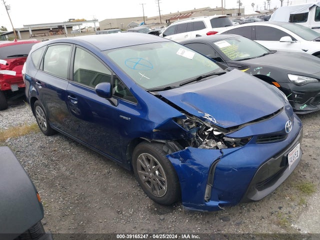 Toyota Prius V Three 2017 JTDZN3EU1HJ069503 Image 1