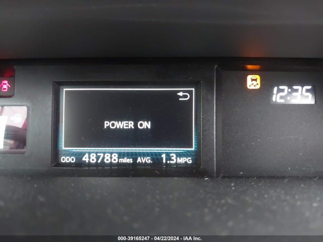 Toyota Prius V Three 2017 JTDZN3EU1HJ069503 Image 7