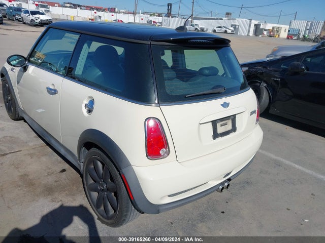 2006 MINI COOPER S WMWRE33576TJ40536 Photo 5
