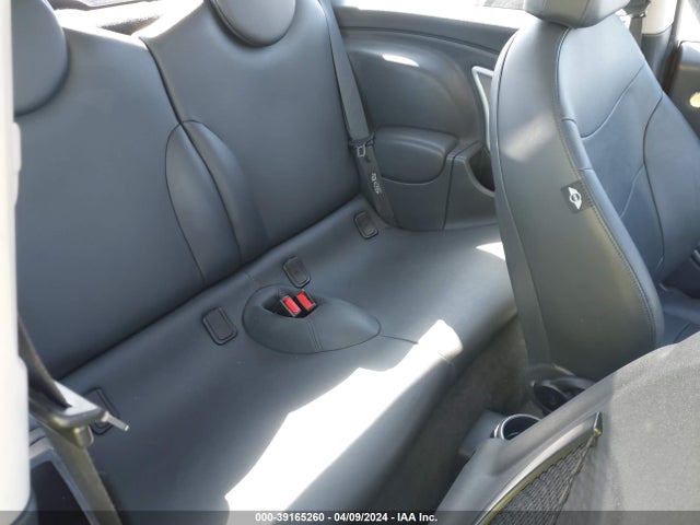 2006 MINI COOPER S WMWRE33576TJ40536 Photo 7