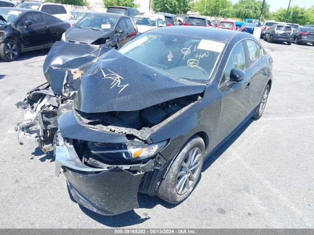 Mazda Mazda3 2.0 2021 3MZBPAA71MM203209 Image 2