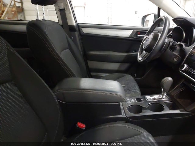 Subaru Outback 2.5i Premium 2018 4S4BSACC3J3327051 Image 5