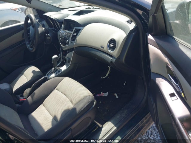 Chevrolet Cruze Ls Auto 2014 1G1PA5SH4E7213388 Image 5