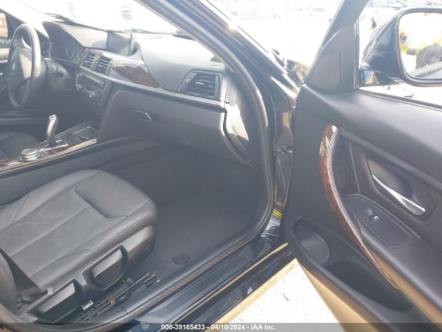 WBA3C3G50FNT52706 BMW 320i Xdrive