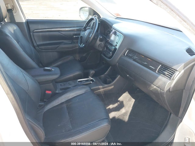 JA4AD3A30GZ000891 Mitsubishi Outlander Se/sel