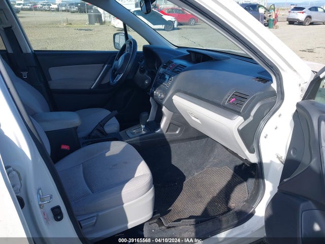 Subaru Forester 2.5i Premium 2014 JF2SJAEC1EH427700 Image 5