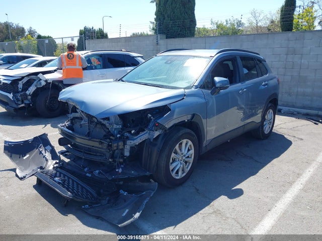 Toyota Corolla Cross Le 2022 7MUCAAAG6NV033901 Image 2