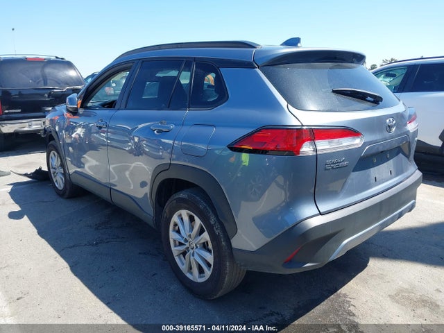 Toyota Corolla Cross Le 2022 7MUCAAAG6NV033901 Image 3