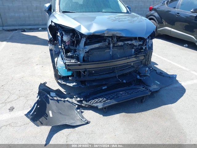 Toyota Corolla Cross Le 2022 7MUCAAAG6NV033901 Image 6