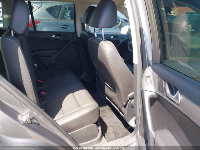 WVGAV7AX6HK039164 Volkswagen Tiguan 2.0t/2.0t S