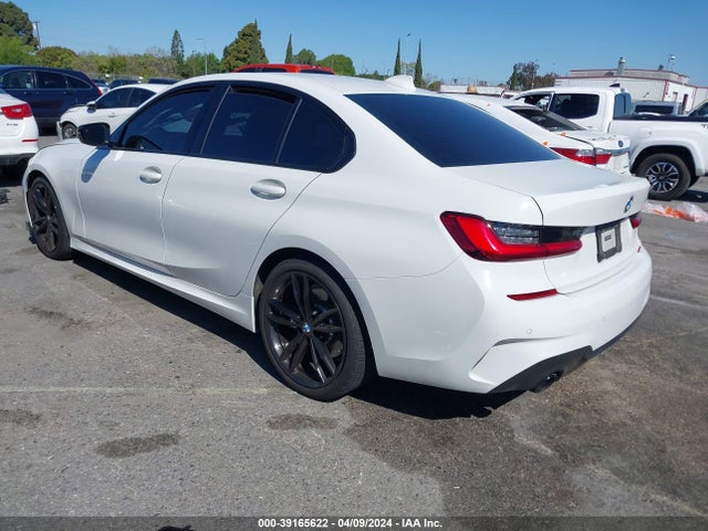 BMW 330I 2021 3MW5R1J07M8C21653 Image 3