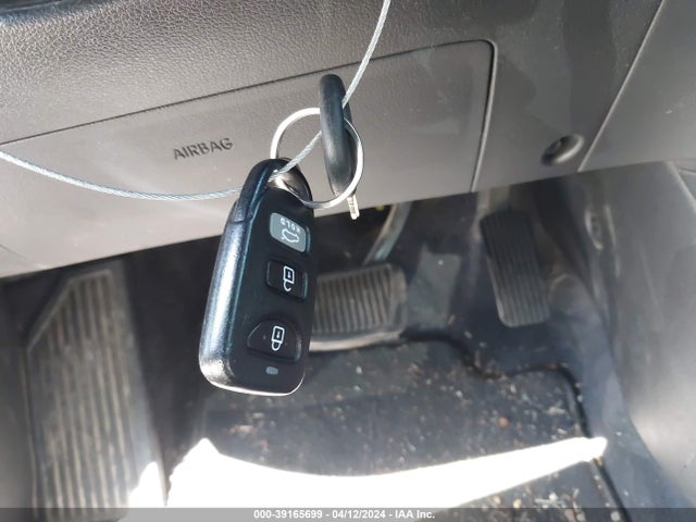 Hyundai ELANTRA SE 2019 5NPD74LFXKH411626 Image 11