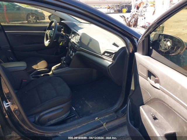 Hyundai ELANTRA SE 2019 5NPD74LFXKH411626 Image 5