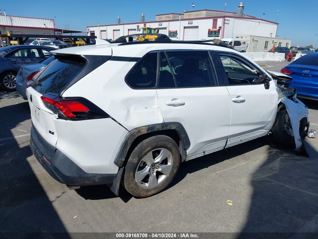 Toyota Rav4 Xle 2021 2T3W1RFV9MC113737 Image 4