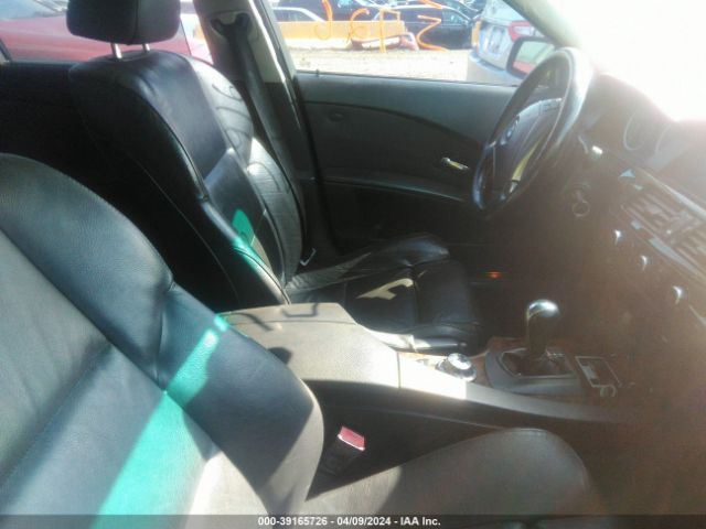 2005 BMW 545I WBANB335X5CN68171 Photo 4