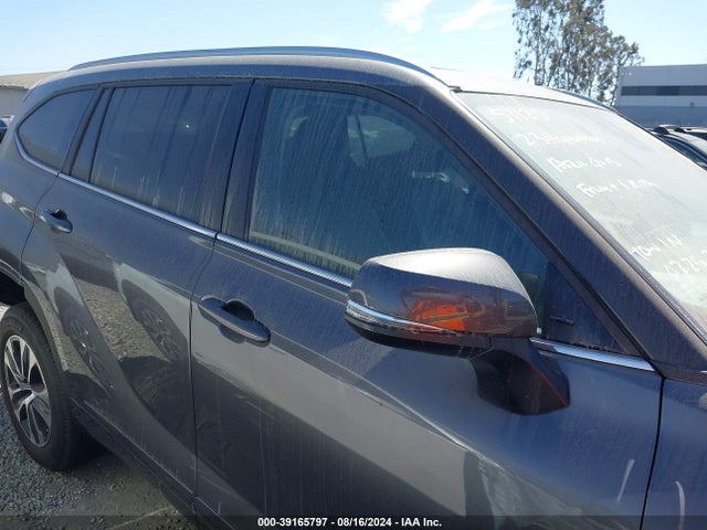 Toyota Highlander Xle 2023 5TDKDRAH8PS526647 Image 14