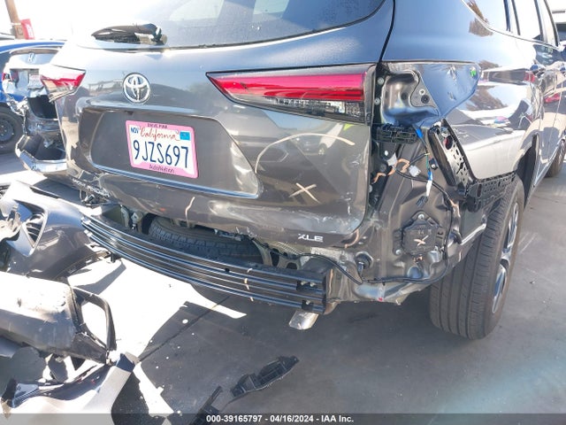 Toyota Highlander Xle 2023 5TDKDRAH8PS526647 Image 19