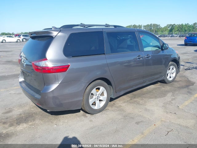 Toyota SIENNA LE 2020 5TDKZ3DC1LS048063 Image 4