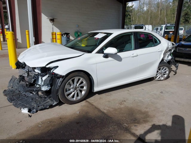Toyota CAMRY LE 2023 4T1C11BKXPU089606 Image 2