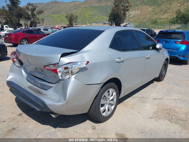 Toyota COROLLA LE 2016 5YFBURHE6GP543340 Image 4