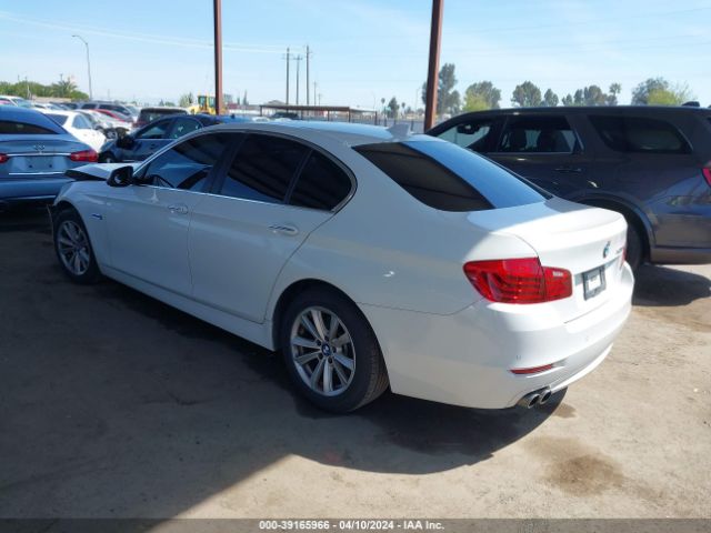 WBA5A5C53FD524555 BMW 528I