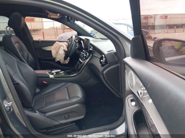 WDC0G4JB3HF184954 Mercedes-Benz GLC 300