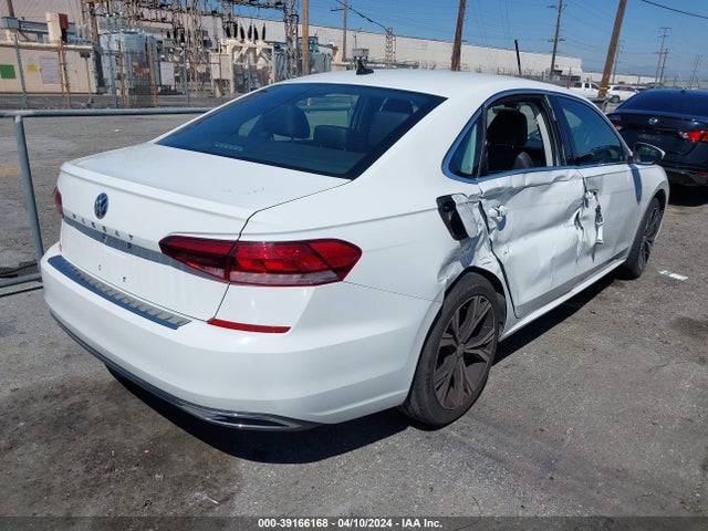 1VWSA7A39NC007717 Volkswagen PASSAT SE