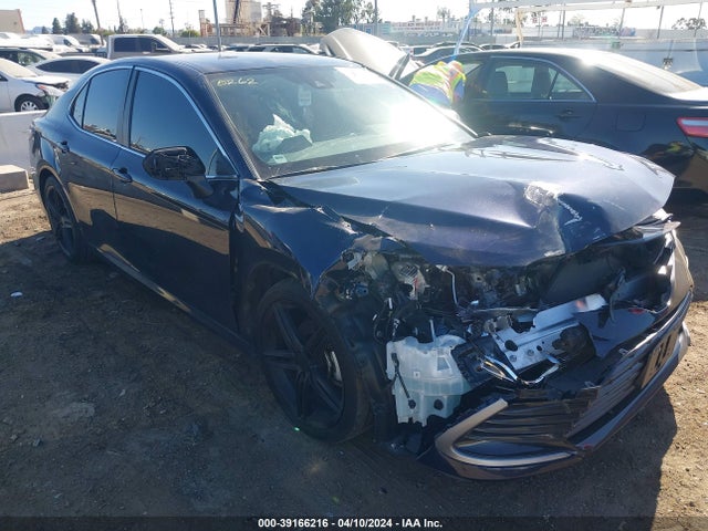 Toyota CAMRY LE 2022 4T1C11AK2NU021640 Image 1