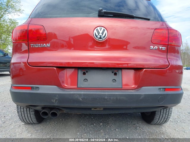 Продажа на аукционе авто 2015 Volkswagen Tiguan S, vin: WVGAV7AX1FW001718, номер лота: 39166218