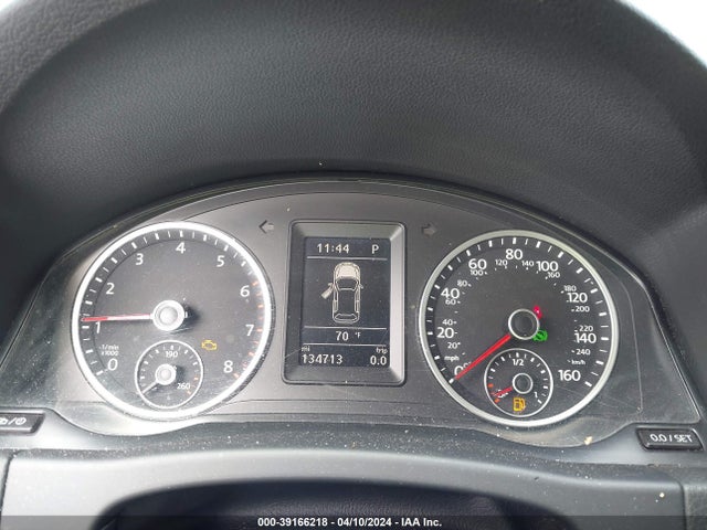 Продажа на аукционе авто 2015 Volkswagen Tiguan S, vin: WVGAV7AX1FW001718, номер лота: 39166218