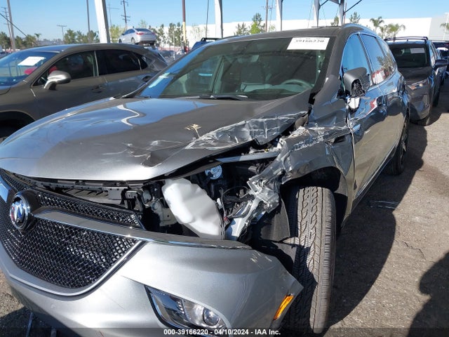 5GAEVBKWXRJ128596 Buick Enclave Premium Awd