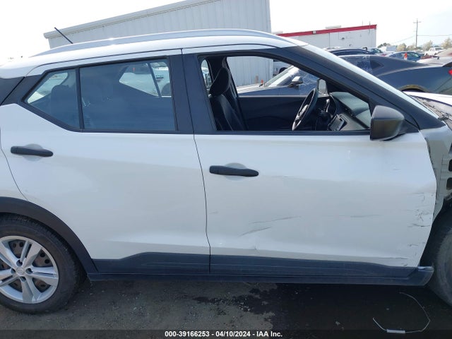 Nissan KICKS S 2019 3N1CP5CU1KL496908 Image 14