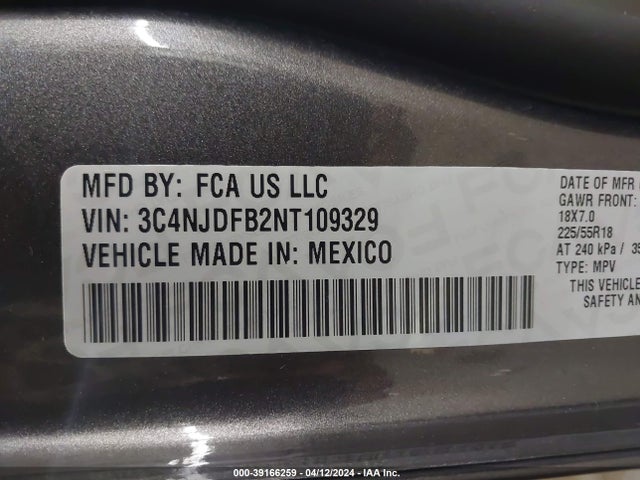 3C4NJDFB2NT109329 Jeep Compass Latitude Lux 4x4
