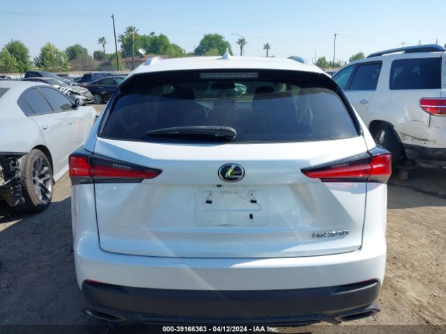 JTJDARBZ4M5027125 Lexus NX 300