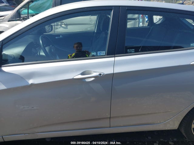 Hyundai Accent Sport 2015 KMHCU5AE4FU217542 Image 14