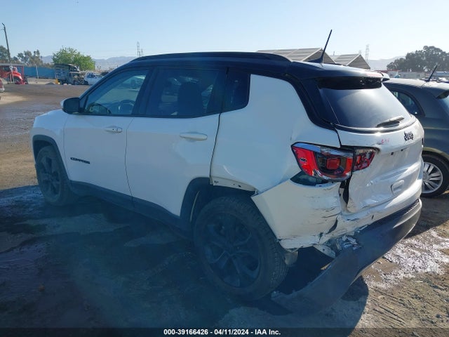 3C4NJCBB0KT727034 Jeep Compass Altitude Fwd