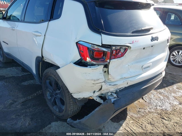 3C4NJCBB0KT727034 Jeep Compass Altitude Fwd