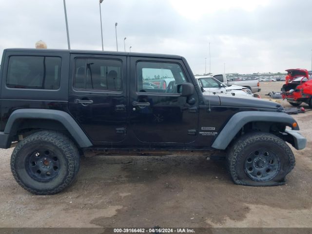 1C4HJWDG8EL190453 Jeep Wrangler Unlimited Sport