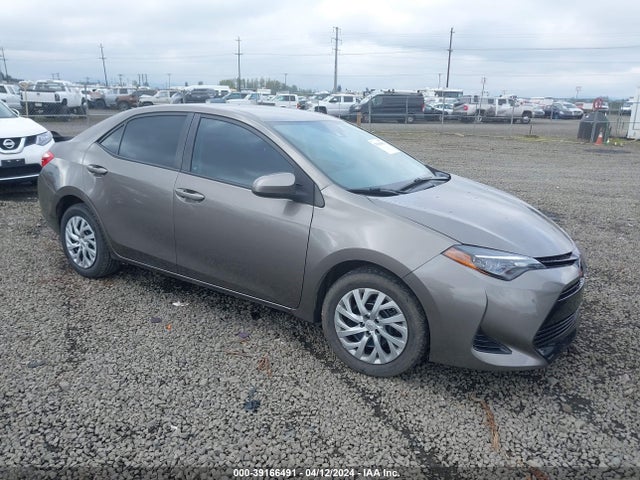 Toyota COROLLA LE 2017 2T1BURHE3HC901219 Image 1