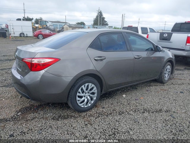 Toyota COROLLA LE 2017 2T1BURHE3HC901219 Image 4