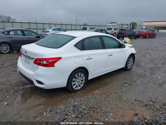 Nissan SENTRA S 2018 3N1AB7AP3JY243685 Image 4