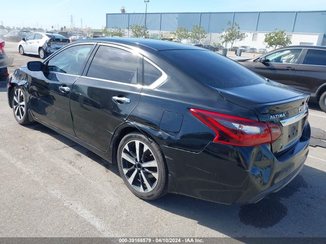 Nissan Altima 2.5 Sr 2018 1N4AL3AP1JC117746 Image 3