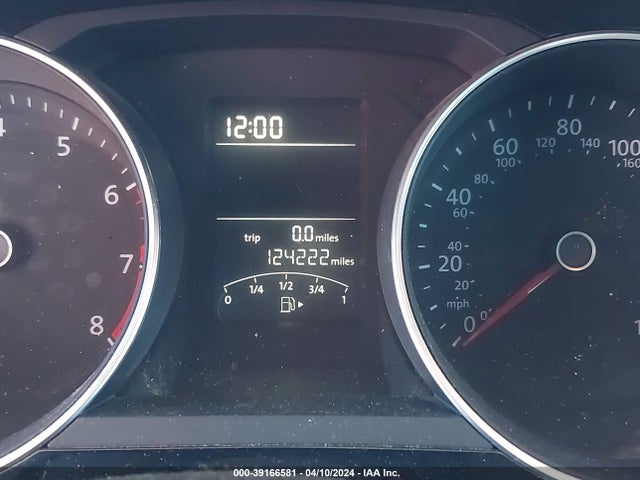 3VWL17AJ0GM205395 Volkswagen Jetta 1.8t Sel