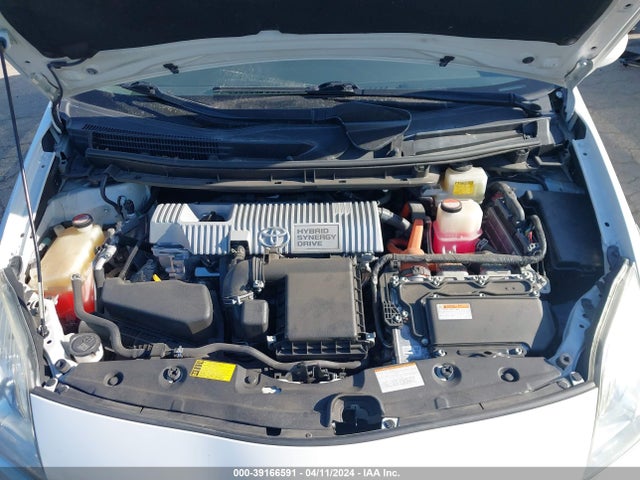 Toyota Prius Two 2015 JTDKN3DU8F1902603 Image 10