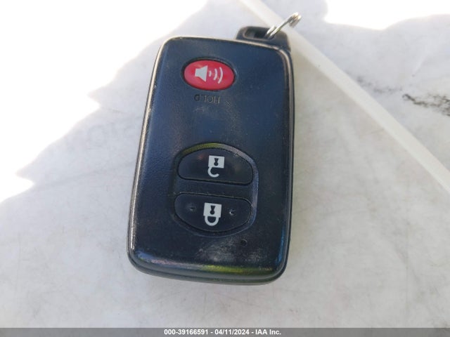 Toyota Prius Two 2015 JTDKN3DU8F1902603 Image 11