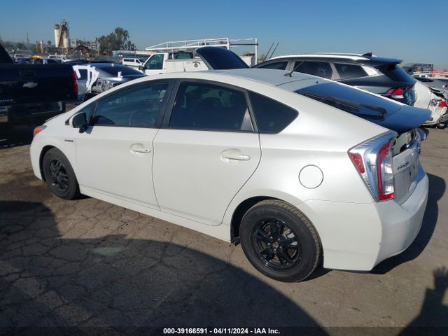 Toyota Prius Two 2015 JTDKN3DU8F1902603 Image 14