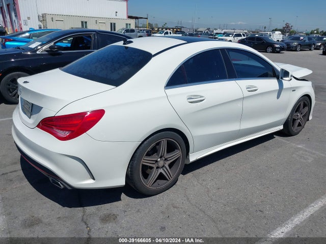 Mercedes-Benz CLA 250 2015 WDDSJ4EB4FN219813 Image 4