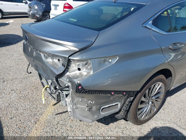 JTHB21B18K2026768 Lexus Es 300h Luxury