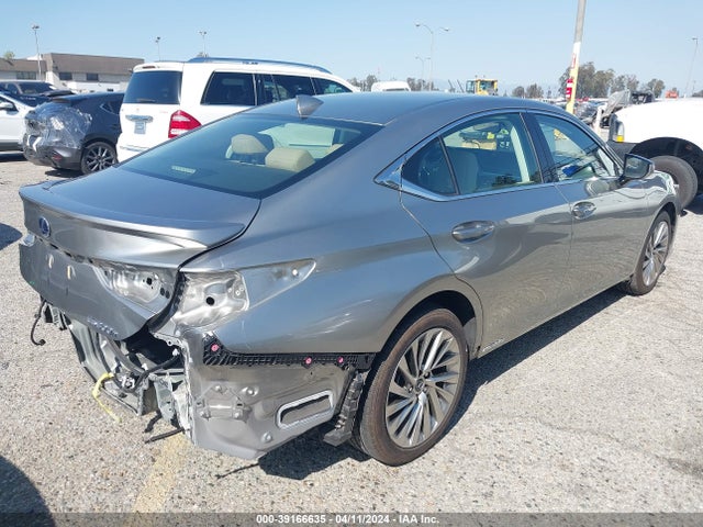 JTHB21B18K2026768 Lexus Es 300h Luxury