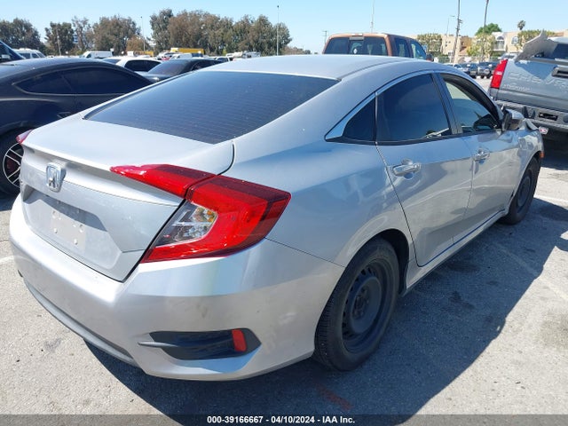 Honda Civic Lx 2017 2HGFC2F52HH530317 Image 4